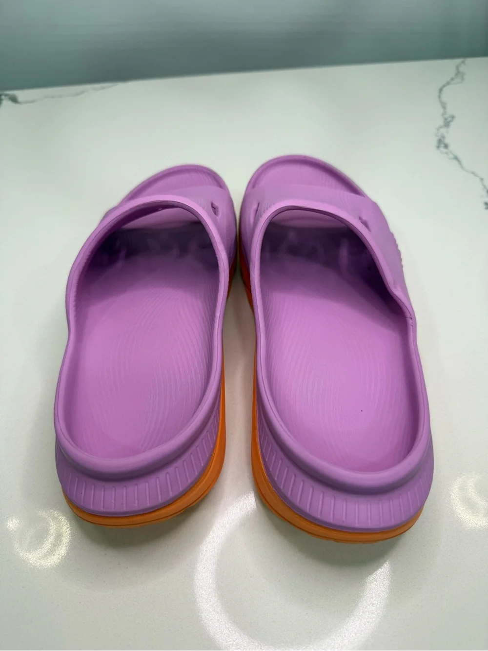 HOKA Ora Recovery 3 Slides Sandals Size Youth 6 / Womens 8 Cyclamen/Mock Orange